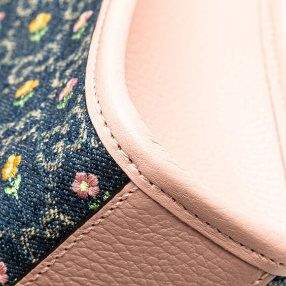 GUCCI Pink Leather Shoulder Bag - Picture 7 of 12